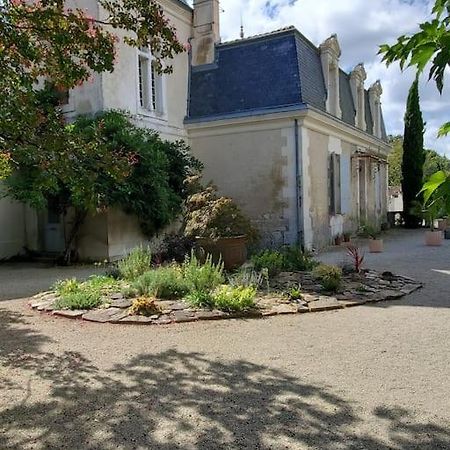 La Grelauderie 8 Saintes Exterior foto